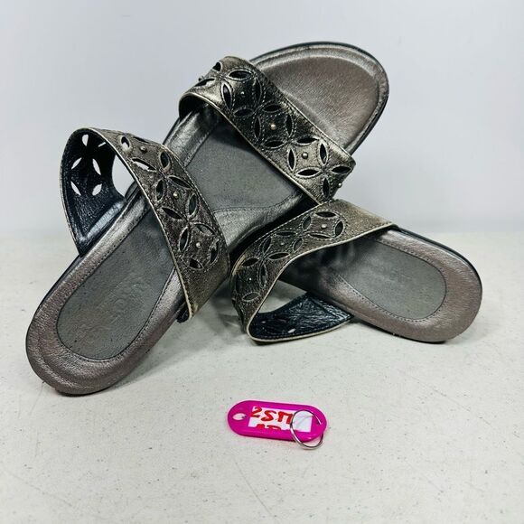 NAOT Strappy Slip On Wedge Sandals Womens Metallic Wedge Heel Cushioned Sz 39-8 - Picture 1 of 8